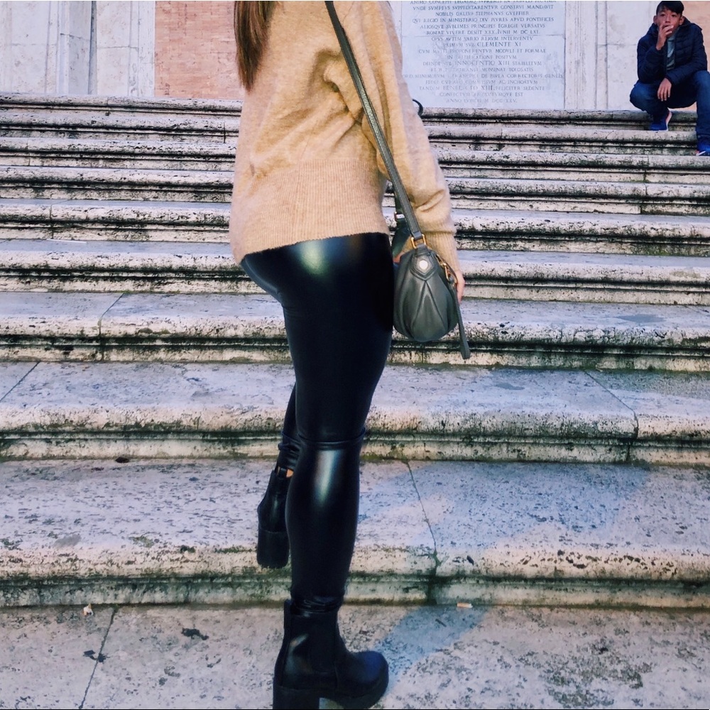 black lulu’s leather leggings